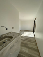 Modulare Kabine – 8 x 3 m, großzügiger, voll ausgestatteter Wohnbereich – Bild 2