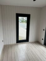 Günstiges, isoliertes Gartenbüro (10,5 m²) – Hochwertiges, generalüberholtes Modul – Bild 3